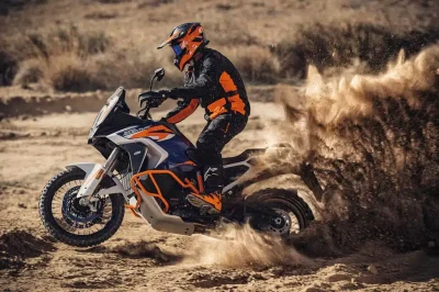 2022-ktm-1290-super-adventure-r-lone-rider-3_1024x1024